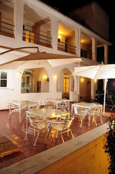 Hostal De La Costa Villa Carlos Paz Exterior foto